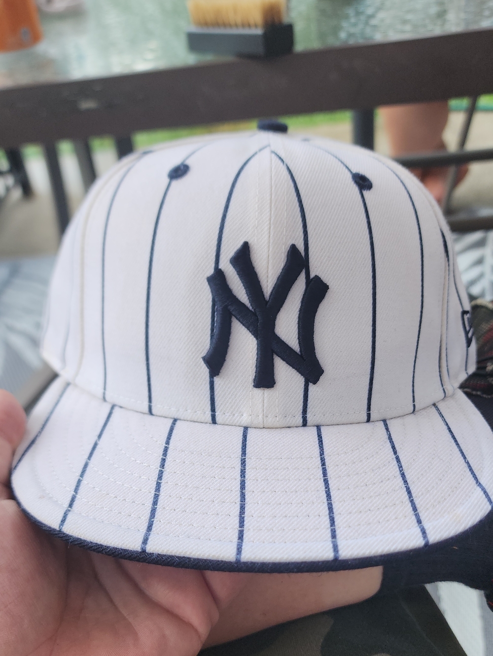 New Era 59Fifty New York Yankees White & Navy Pinstripe Fitted Hat 7 1/4
